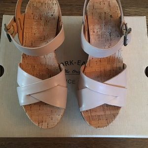 Kork-Ease Ava